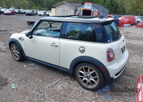 2009 Mini Cooper S из США, поврежденный, VIN WMWMF73559TT99786